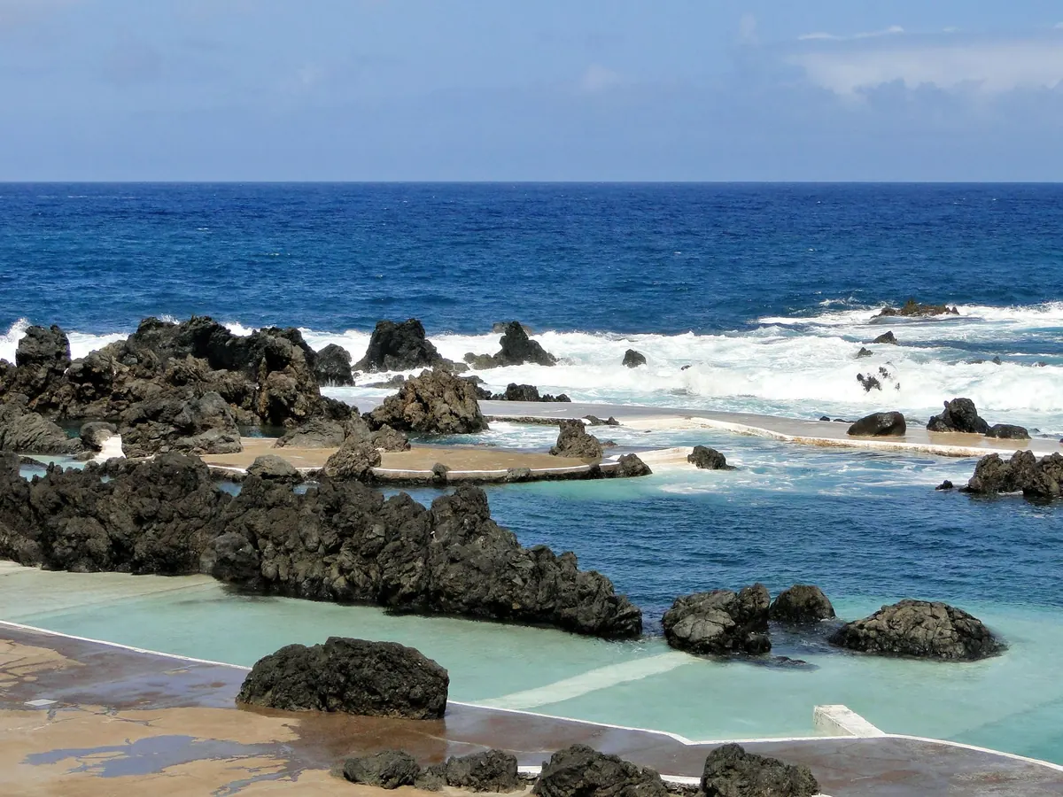 Tidal Pools and Wild Swimming: A Safety-First Island Guide